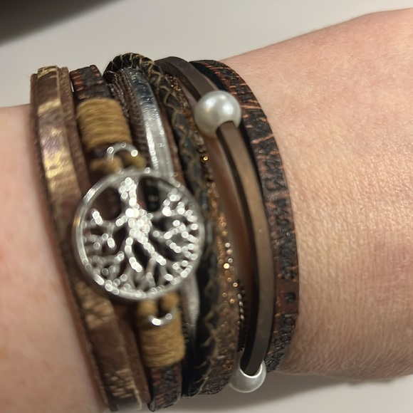 Tree of life, magnetic bracelet, multi layered new - Picture 2 of 4